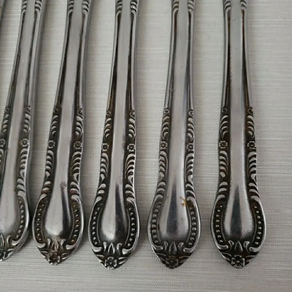 Columbia Stainless Dinner Knives Beaded Floral 8.5